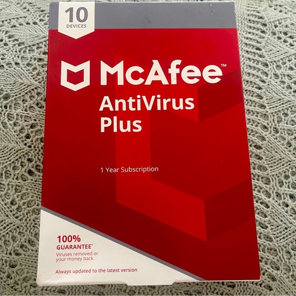 MacAfee 10 Devices ANTI VIRUS SOFTWARE NIB NEW / Current - Picture 1 of 3